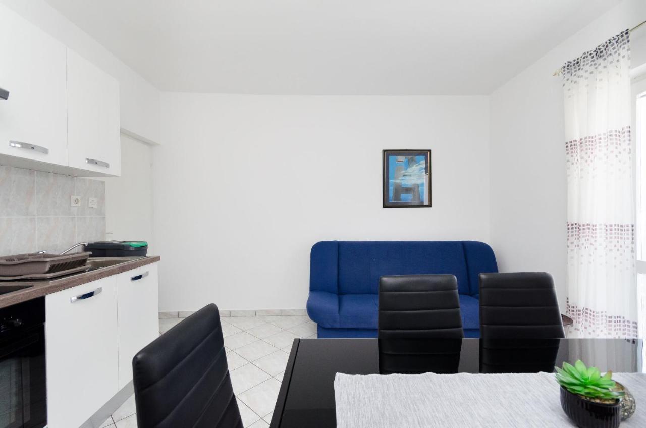 Apartments Luka Супетарска Драга Екстериор снимка